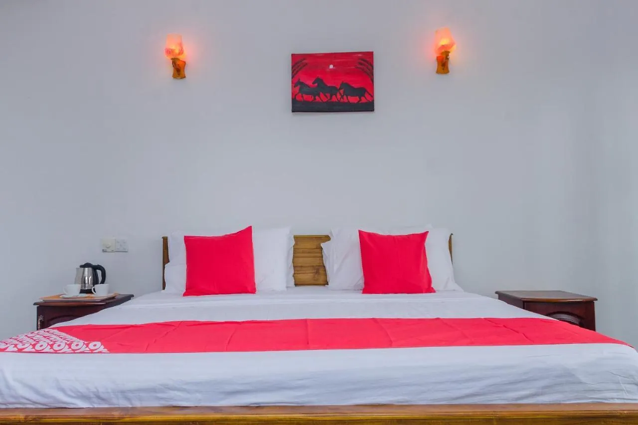 Oyo 406 Moya Hotel & Beach Resort Negombo
