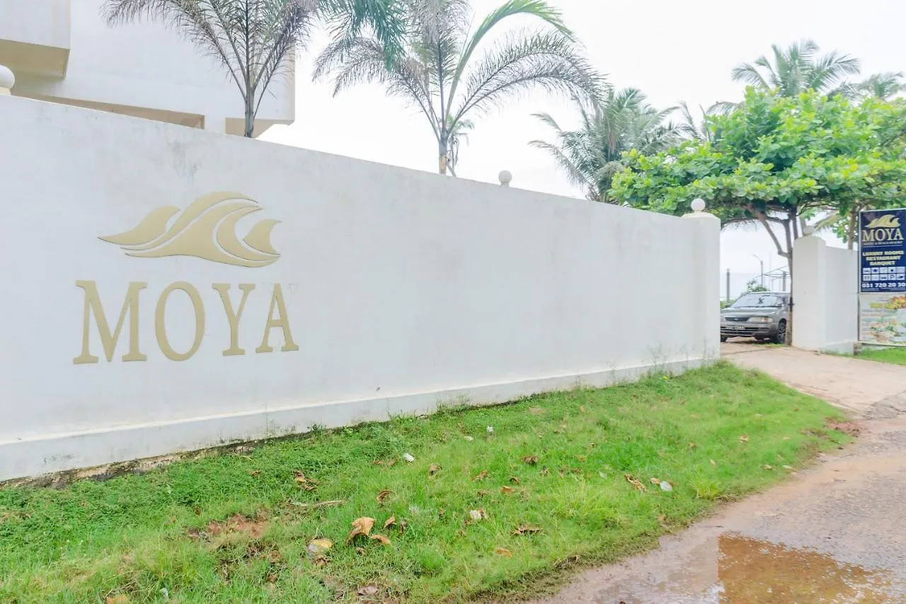 Oyo 406 Moya Hotel & Beach Resort Negombo