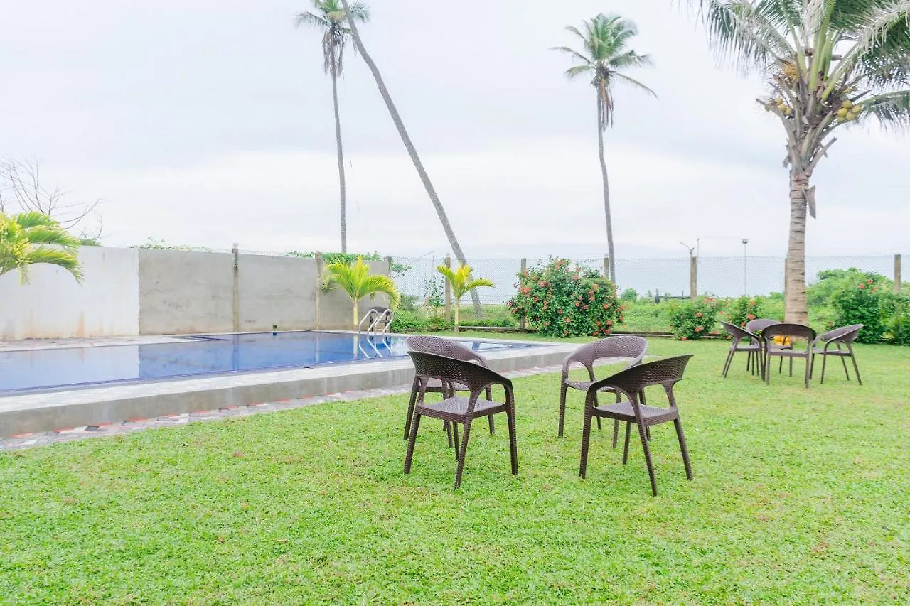 Oyo 406 Moya Hotel & Beach Resort Negombo
