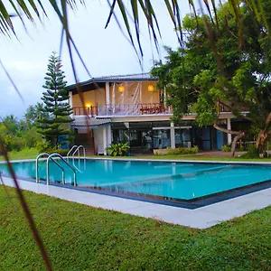 Nico Lagoon Negombo